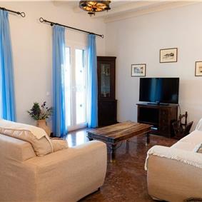 3 bedroom villa with pool in Kassiopi, Corfu, sleeps 6